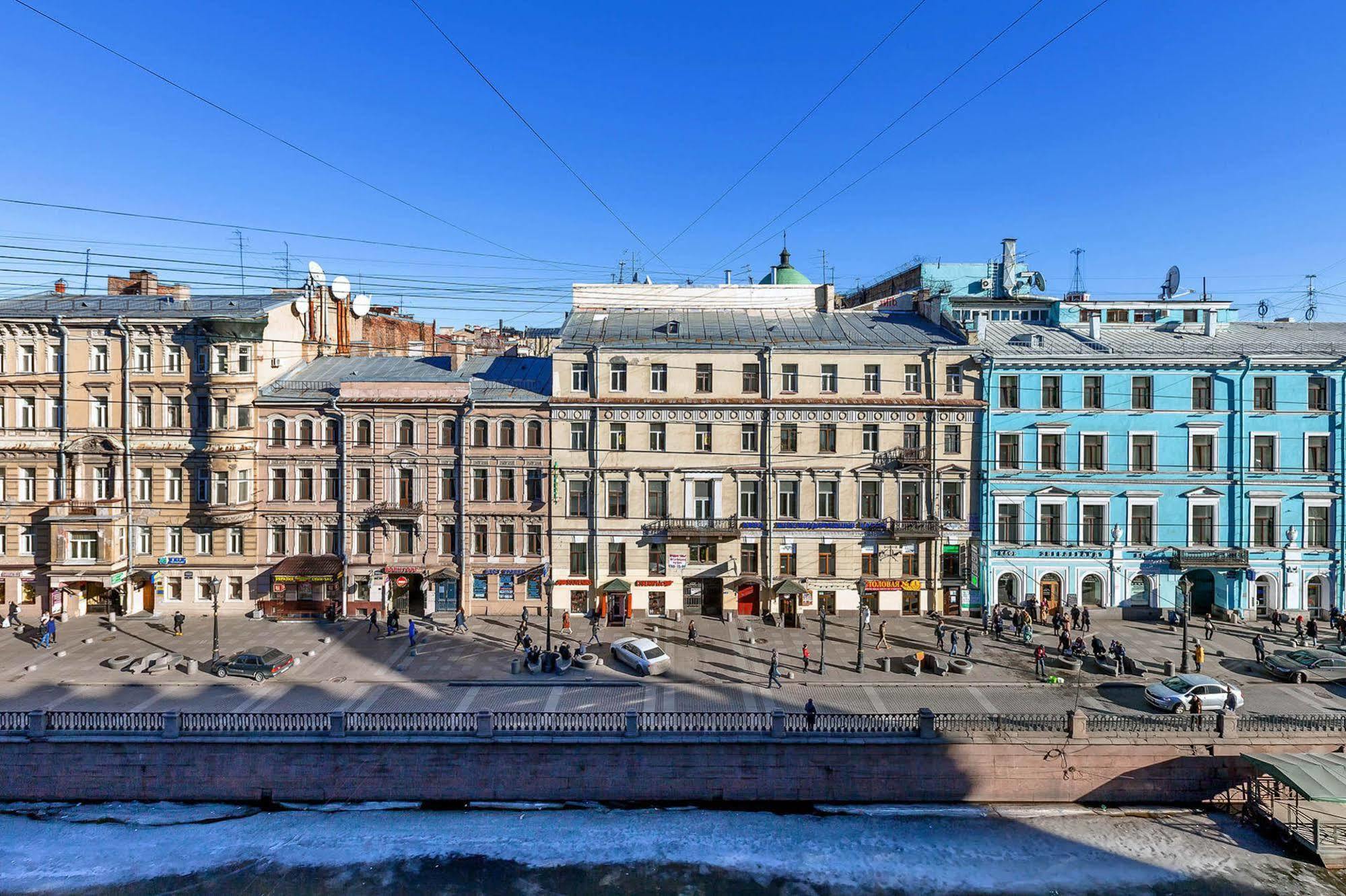 Дом г санкт петербург. Санкт-Петербург, наб. канала Грибоедова, д. 19. Санкт Петербург набережная Грибоедова 19. Канал Грибоедова 19 Санкт-Петербург. Набережная канала Грибоедова д.19.